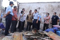 Sekretaris Daerah Kab Siak T.Said Hamzah sambut kedatangan Rombongan Anggota DPR RI Komisi III