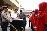 Upacara Penyerahan dan Pelepasan TIM Relawan EDULAB Peduli Pendidikan Dari Polresta Pekanbaru