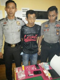  Sat Res Narkoba Polres Pelalawan ringkus Pelaku Narkotika Jenis Sabu.