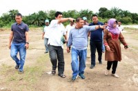 Pelaksanaan Puncak Hari Menanam Pohon Indonesia Di Bengkalis Di Tunda