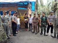 Warung Remang - Remang di Tutup Sat Pol PP Kampar Bersama Tim Yustisi