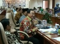 Bupati Inhil Diundang Jadi Narsumber Seminar Nasional Kelapa di Jakarta
