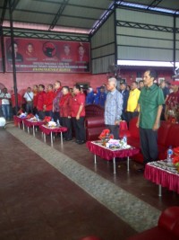 Peletakan batu pertama pembangunan kantor DPC Pdi perjuangan labusel.