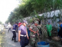 Koramil 01/Dumai Melaksanakan Gotongroyong Bersama Masyarakat Kelurahan Tanjung Palas