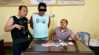 POLSEK TAPUNG HULU KAMPAR CIDUK PENGEDAR SHABU-SHABU DI DESA KASIKAN SAAT AKAN TRANSAKSI