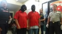 sepasang kekasih yang tengah menikmati barang haram di bekuk 