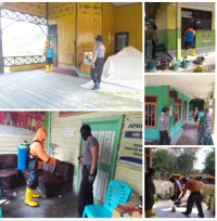 Polsubsektor Pelalawan Giat Penyemprotan Disinfektan Dalam Memutus Mata Rantai Penyebaran Covid-19