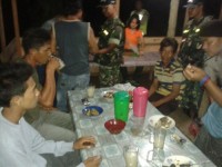 Kapolsek Beserta Upika Gelar Operasi Pekat di Warung Remang-Remang