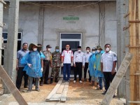 Cegah Covid-19,Pemdes Pematang Obo Semprot Rumah Ibadah  Dengan Disinfektan