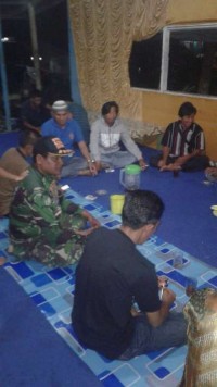 PERERAT JALINAN SILATURAHMI BABINSA KORAMIL 04/KUINDRA GELAR KOMSOS BERSAMA MASYARAKAT