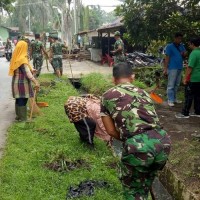 DLH Dan Kodim Labuhanbatu Gotong Royong Bersihkan Parit