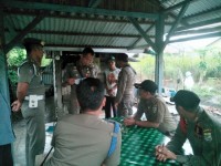 Satpol PP & Damkar Kab.Pelalawan Tutup Paksa Lapo Tuak 