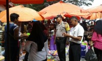 Polsek Tambang Patroli Dialogis Di Pasar Danau Bingkuang Dalam Rangka Berantas Pungli