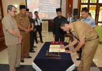 Bupati Siak H Syamsuar pimpin rapat Sinkronisasi Penyelenggaraan Pemerintah Daerah dengan Organisasi