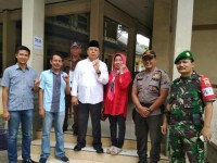 Bupati Menggunakan Hak Suaranya Pada Pilgubsu tahun 2018.