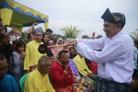 Wakil Bupati Siak H. Alfedri Hadiri Tradisi Mandi Belimau Besamo di Pujasera Kampung Pinang Sebatang