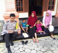 IRT JADI KORBAN PENJAMBRETAN DI DEPAN KANTOR GOLKAR PANGKALAN KERINCI   