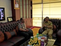 Kapolda Riau bersama Plt Gubri Bahas Peredaran Narkoba dan Karlahut