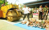 Hadiri Rakor Operasi Ramadniya dan Pemusnahan BB, Ini Harapan Bupati Yopi