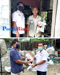 DPRD Bengkalis Romel Sinalsal, SP, Bagikan Sembako Kewarga Antisipasi COVID-19