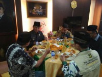 Kala Menjamu Anggota DPR RI, Bupati Wardan Jelaskan Kemajuan Pembangunan Inhil