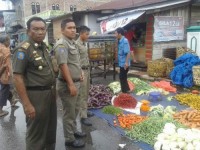 Berjualan di Pagar Masjid, Satpol PP Berikan Teguran Kedua ke PKL