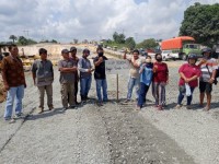 Ganti Rugi Tanah Belum Dibayar Puluhan Warga Stop Alat Berat  Pengerjaan Jalan Tol 