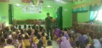 Babinsa Koramil 09/Lgm, Kodim 0313/ Kpr Beri Materi Tanamkan Rasa Cinta Tanah Air