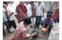 Bupati Siak H Alfedri Letak Batu Pertama Pembangunan Masjid Al-Ikhwan Kelurahan Perawang