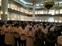 Sholat Id Bersama Puluhan Masyarakat : Bupati Paparkan Keberhasilan Selama Memimpin