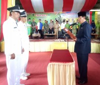 Bupati Inhil Lantik Kepala Desa Perigi Raja dan Tanjung Melayu