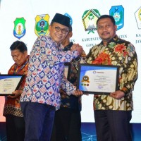 Penganugerahan Prediket  Kepatuhan Standar Pelayanan Publik Tahun 2019, Kampar Urutan 12 Se-Indonesi