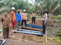 Kapolsubsektor Pelalawan Pimpin Langsung Pengecekan Pembuatan Kanal Bloking Dan Patroli Karhutla
