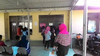 Main PS saat Jam Kerja, Pegawai Disdukcapil Kampar Bikin Masyarakat Kesal