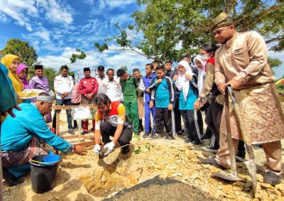Dukung Program Adiwiyata, PHR Donasikan 250 Bibit Pohon Untuk Penghijauan Sekolah