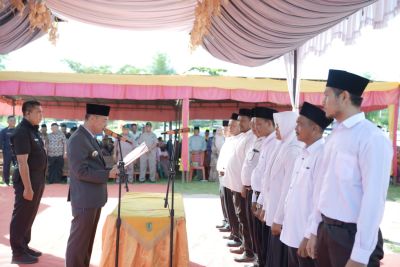 Bupati Afrizal Sintong Melantik Jabatan Struktural Pengawas, Pjs Penghulu dan Kepala Puskesmas