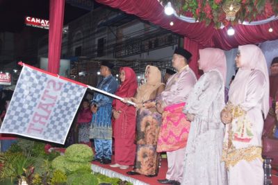 Bupati Bengkalis Melepas Peserta Pawai Takbir Idul Adha, Ribuan Masyarakat Turun ke Jalan