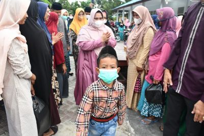 Bupati Kasmarni Bersama Masyarakat Siak Kecil
