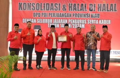 Bupati Bengkalis Kasmarni Ucapkan Tahniah kepada Septian dan Alga Sebagai Suara Terbanyak