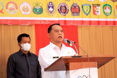 Bupati Labuhanbatu Melantik Pengurus  Forum Komunikasi Komite Sekolah SD dan SMP