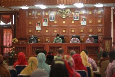 Bupati Siak, Alfedri Pimpin Rapat Percepatan Penyusunan Laporan Keuangan Daerah  T.A.2020