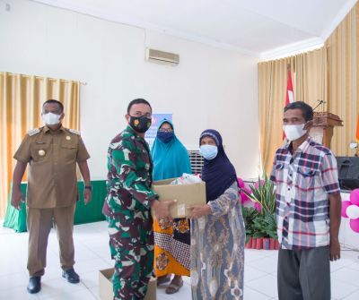 Camat Pangkatan, Pantau Penyerahan BLT Desa Kampung Padang