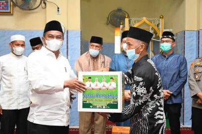 Di momen safari ramadhan perdana tahun ini