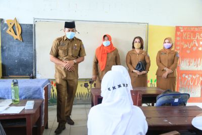 Dinkes Labuhanbatu Pantau Pelaksanaan Pembelajaran Tatap Muka Terbatas