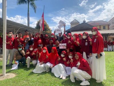 Direktur RSUD Mandau dr Chairiah,Gelar Beberapa Perlombaan Meriahkan HUT RI Ke 77