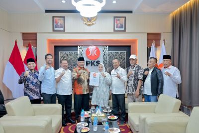Instruksi Tegas Presiden PKS Ahmad Syaikhu, Wajib Menangkan Paslon Kasmarni - Bagus Santoso