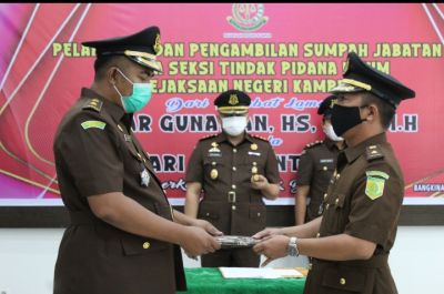 Kajari Kampar Arif, Gelar Pelantikan dan Pengambilan Sumpah Kasi Pidana Umum