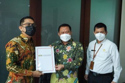 Kedatangan Deputi II Kepala Staf Kepresidenan RI di Kampar, Disambut Bupati Kampar Catur