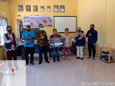 Kepala Desa Koto Pait Beringin Abu Sofyan, Salurkan Langsung BLT Tunai Tahap 4
