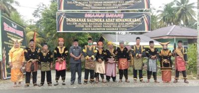 Ketua MKA LKAAM Limo Puluh  & Rajo Mufakaik Datuk  Majoindo Mamangun Hadiri Alek Gadang